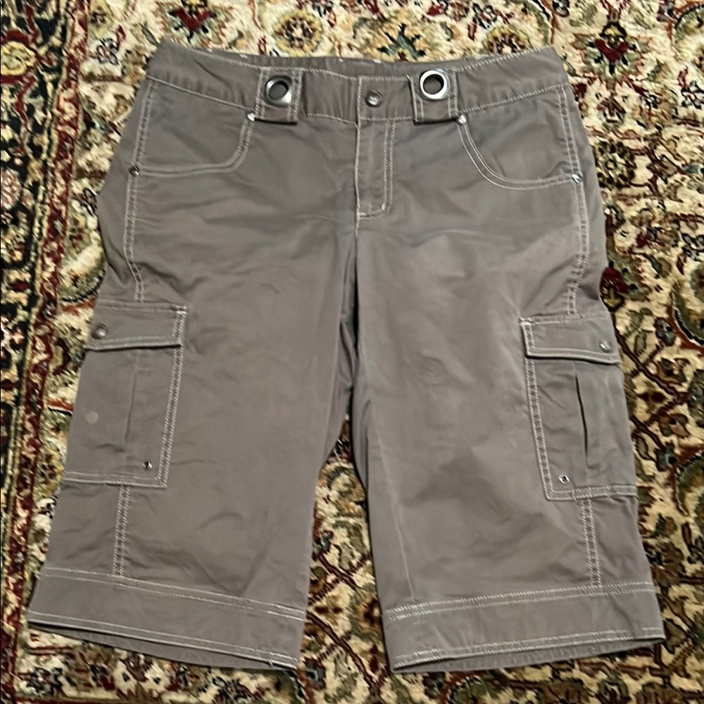 Athleta Women's Gray Cargo Shorts